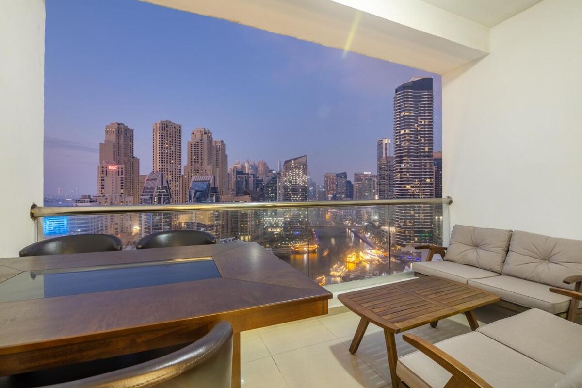 Huge Jbr Marina