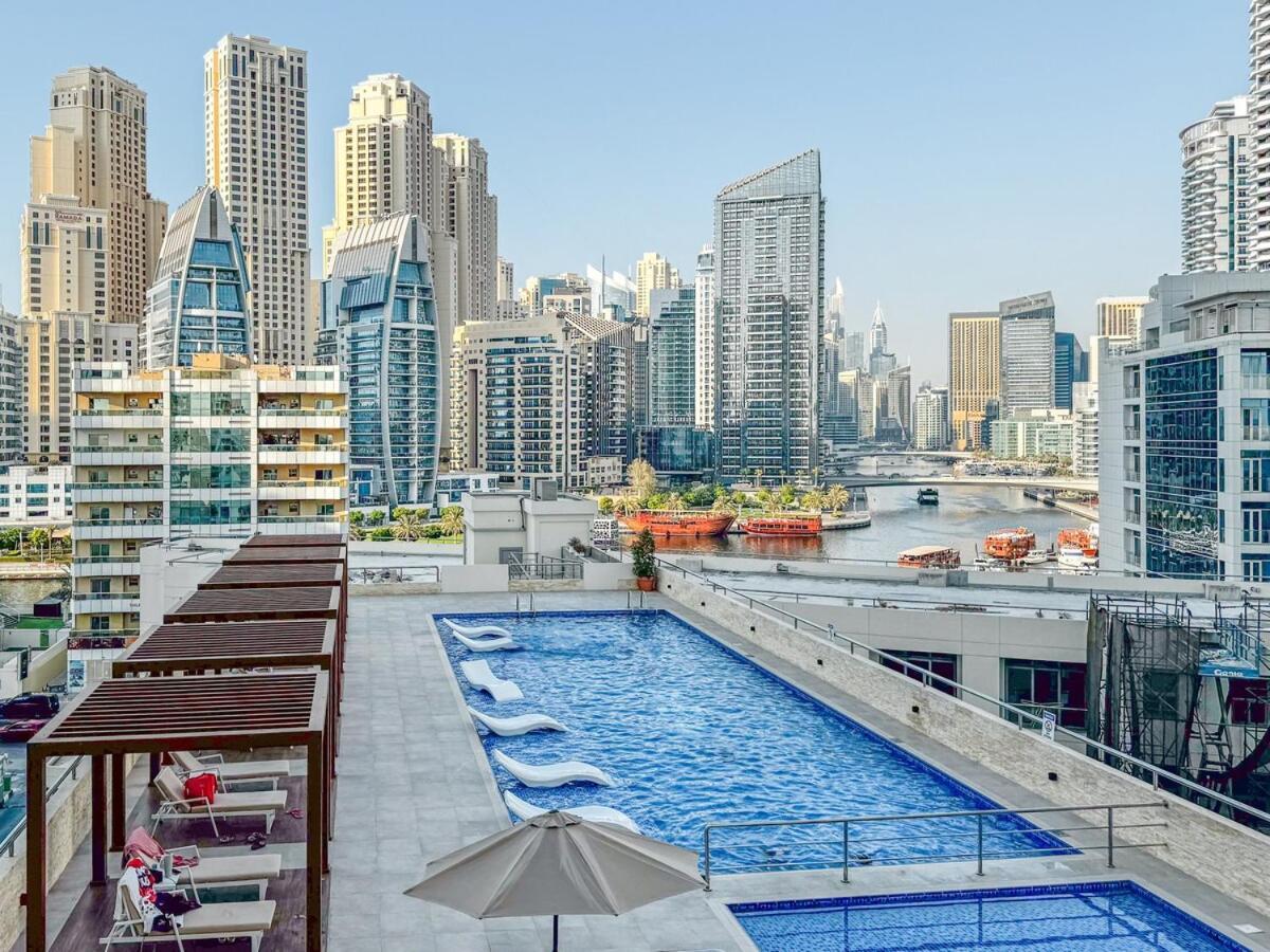 Huge Jbr Marina Dubai