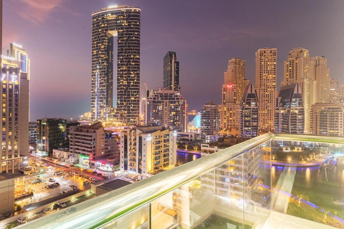 Huge Jbr Marina *